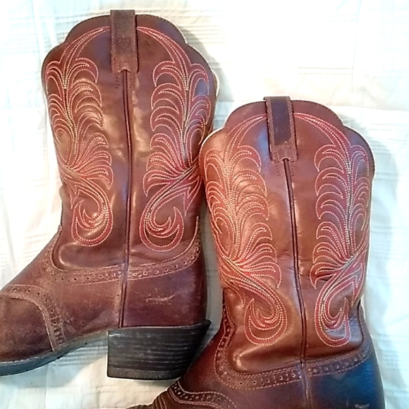 Ariat Cowboy Boots - Picture 10 of 14